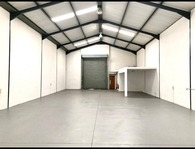 438M² WAREHOUSE TO LET IN WESTLAKE